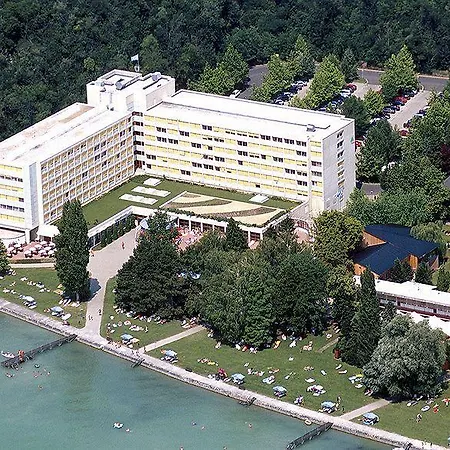 Отель Club 4*