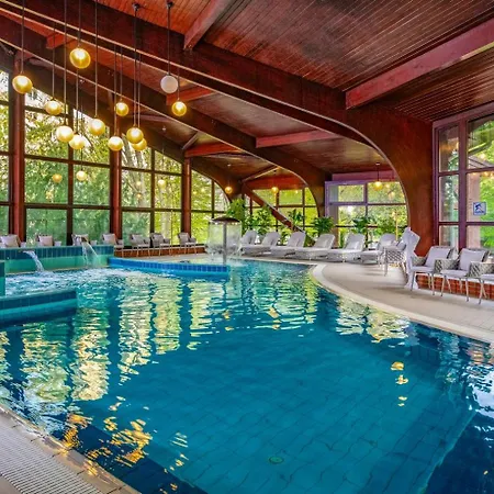 Szálloda Club 4*