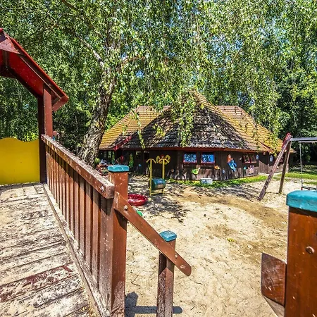 Club Szálloda 4*